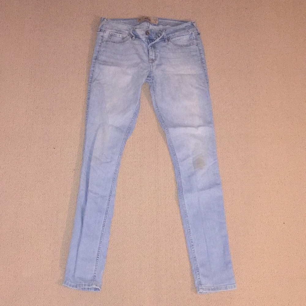 Hollister size 5 skinny jeans!